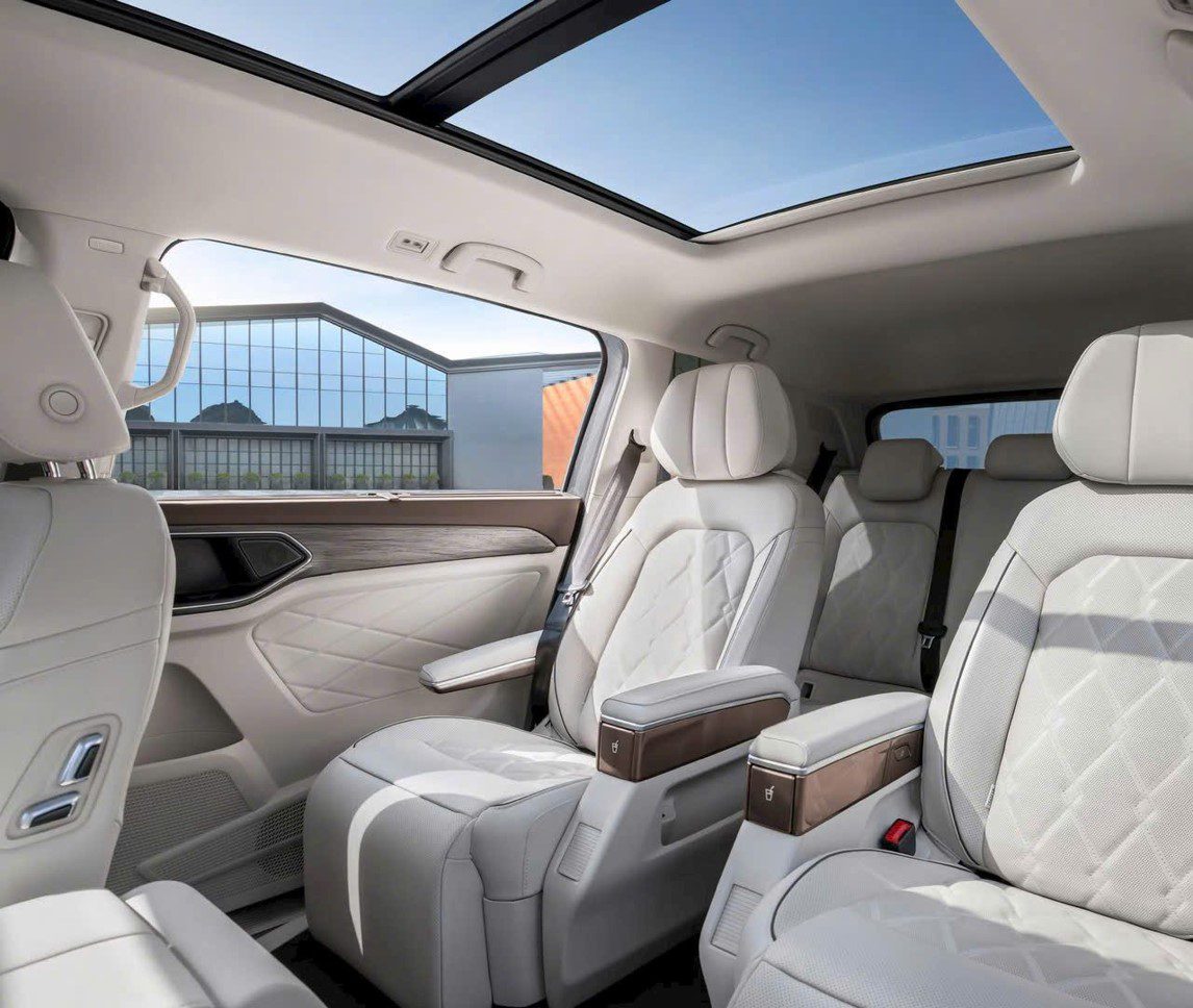 Volkswagen Hà Nội so sánh Hai phiên bản VW Viloran – Khác nhau ở đâu & nên chọn bản nào 3